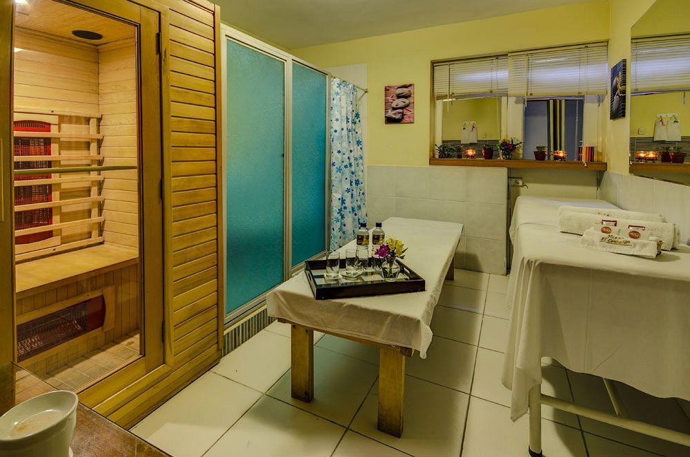 El Centurion Hotel Трухильо Екстериор снимка