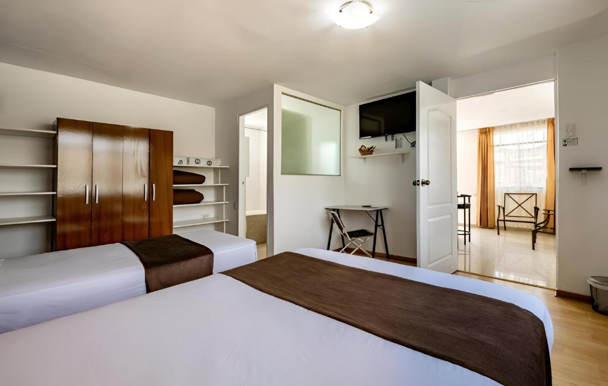 El Centurion Hotel Трухильо Екстериор снимка